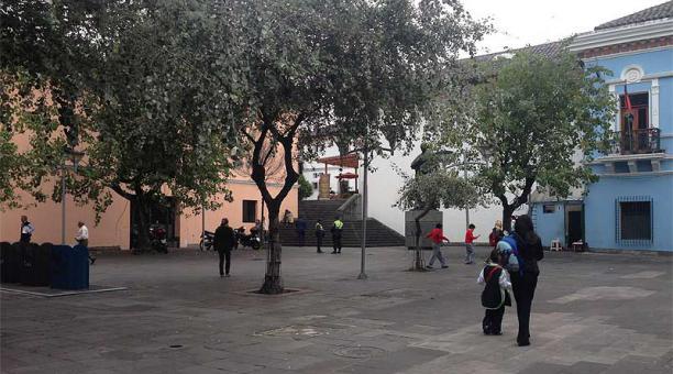 La Plaza Chica es un punto de encuentro, de paso y de descanso. Foto: Archivo / ÚN