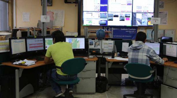 Las oficinas del Instituto Geofísico registraron el sismo a las 12:49. Foto: Alfredo Lagla / ÚN