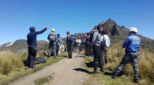 Como parte de las capacitaciones de la campaña, los aventureros irán a las montañas cercanas a la capital, con los duros del GIR. Foto: ÚN