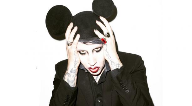 El cantante estadounidense Marilyn Manson pospuso nueve de los conciertos programados en su gira The Heaven Upside Down. Foto: Instagrma