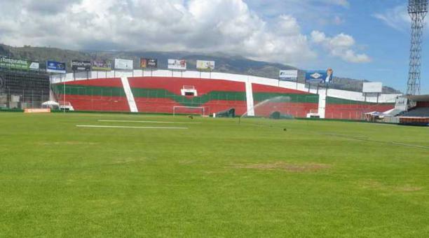 Estadio Bellavista de Ambato. Foto: Mauricio Bayas / ÚN