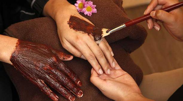 La piel de las manos también necesita de  cuidados para mantener el aspecto juvenil. Fotos: Patricio Terán / ÚN
