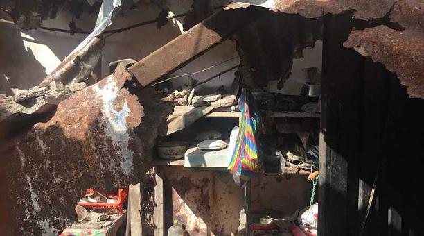 El cuarto donde funcionaba la cocina quedó destruido. Foto: Eduardo Terán / ÚN