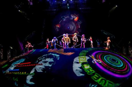 Estreno del espectáculo SEP7IMO DÍA - No Descansaré, producido por Pop Art Music en compañía del Cirque Du Soleil. Foto: EFE