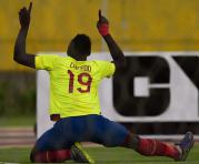 Jordi Caicedo 'casito' se lesiona tras anotar el gol. Foto: AFP