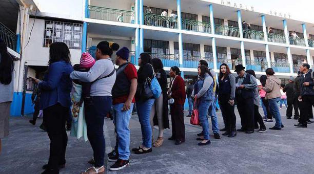 Al proceso electoral de este 4 de febrero del 2018 están convocados poco más de 13 millones de ecuatorianos en las 24 provincias del país. Foto: Alfredo Lagla / ÚN