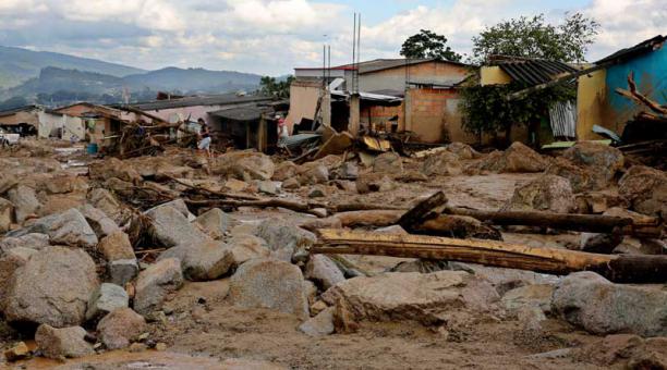 Aspecto del barrio San Miguel luego de una avalancha que afectó 17 barrios de la ciudad y que dejó más de 200 muertos en Mocoa, Putumayo (Colombia). Foto: EFE