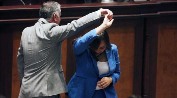 Gabriela Rivadeneira fue formalita para la despedida de la Asamblea. Ya no será ‘presi’. Foto: Patricio Terán / ÚN
