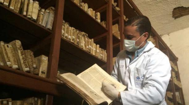La biblioteca del Convento de San Agustín posee 2 000 ejemplares. Foto: ÚN