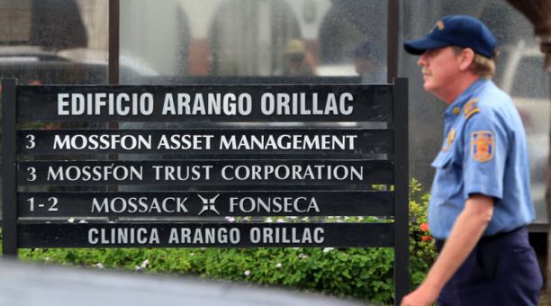 A inicios de 2016, la atención global se centró en los 'Panama Papers', una masiva filtración de documentos de la firma legal panameña Mossack Fonseca. Foto. EFE