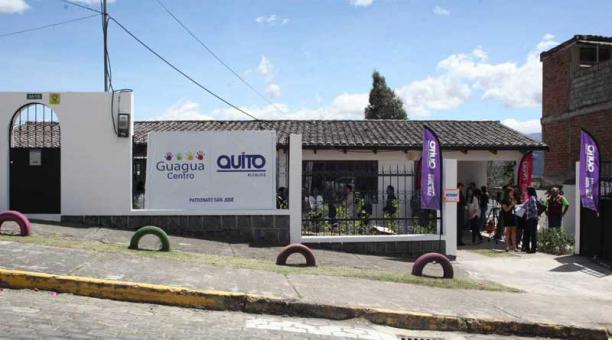 Foto de los nuevos Guagua Centros de Conocoto. Cortesía del Municipio