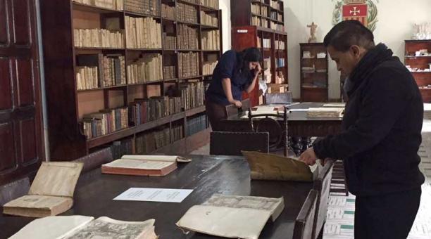 La biblioteca, con libros de la “época de la chispa”, es uno de los sitios que podrá conocer. Foto: Ana Guerrero / ÚN