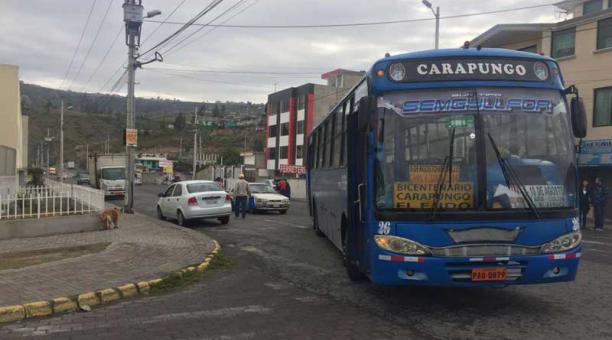 Tres cooperativas de buses ya circulan por la extensión de la Simón Bolívar y pasan por ciudad Bicentenario. Foto: Paúl Rivas / ÚN