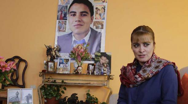 Alexandra Córdova, madre del joven desaparecido recibió la notificación. Foto: Archivo / ÚN