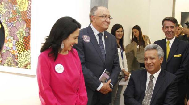 En la foto, el presidente Lenín Moreno junto a su esposa Rocío González Navas el pasado lunes 5 de marzo del 2018. El Ejecutivo envió un mensaje a las mujeres ecuatorianas por el Día Internacional de la Mujer. Foto: Alfredo Lagla / ÚN