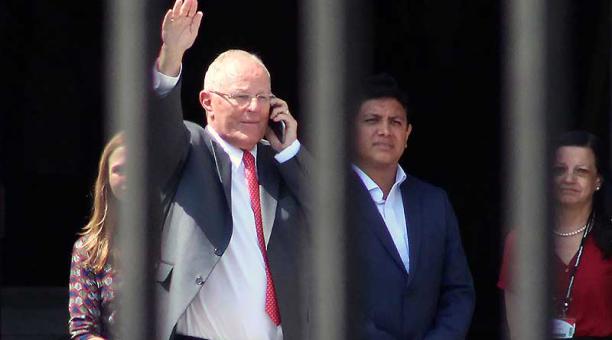 Pedro Pablo Kuczynski se despidió de sus principales colaboradores en el Palacio Presidencial. Foto: AFP