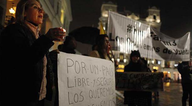 Desde el pasado martes se realizan vigilias en la Plaza Grande para pedir la liberación de los secuestrados. Foto: ÚN