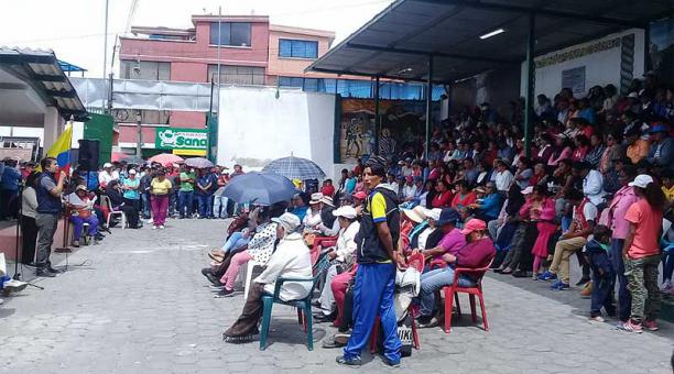 Los vecinos de La Comuna, al norte, tienen varios pedidos para el Municipio de Quito. Foto: Diego Bravo / ÚN