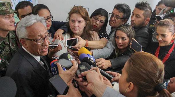 El director del Instituto de Medicina Legal de Colombia, Carlos Valdés, dio la noticia. Foto: Leonardo Castro / AFP