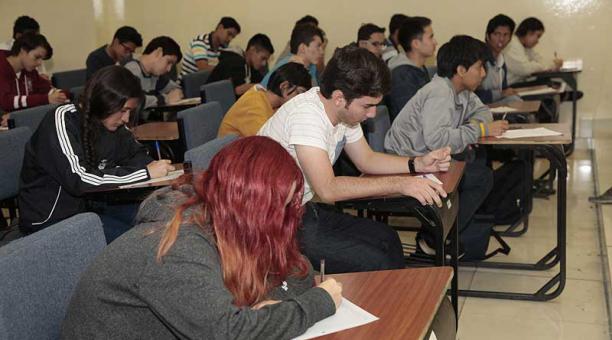 El Ser Bachiller pone a prueba los conocimientos de los estudiantes. Foto: archivo ÚN