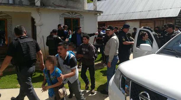 Los agentes federales rescataron a todos los plagiados en Chiapas. Foto: tomada del twitter @javgasol