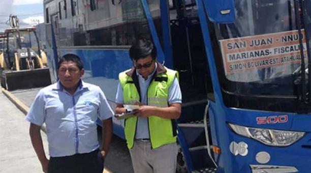 El recorrido de los buses de cuatro cooperativas tendrá una prueba de dos meses, en Calderón. Foto: cortesía Municipio de Quito