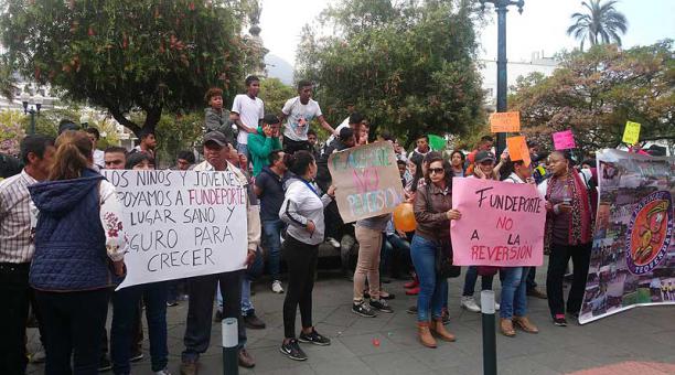 Ayer, 3 de octubre del 2018, hubo protesta en contra del ‘Muni’, que quiere revertir el comodato. Foto: Ana María Carvajal / ÚN