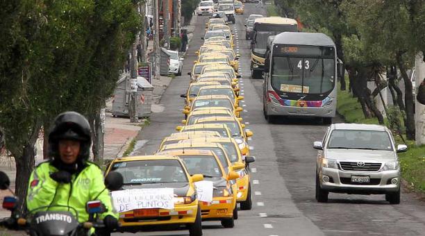El pasado 29 de noviembre del 2018 taxistas se movilizaron en las calles de Quito. Foto: Eduardo Terán / ÚN