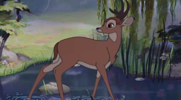 'Bambi' narra la vida de un cervatillo cuya madre es asesinada por un cazador. Foto: captura