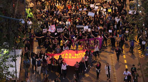 La marcha contra la violencia de género convocó a miles en varias ciudades. Foto: Julio Estrella / ÚN
