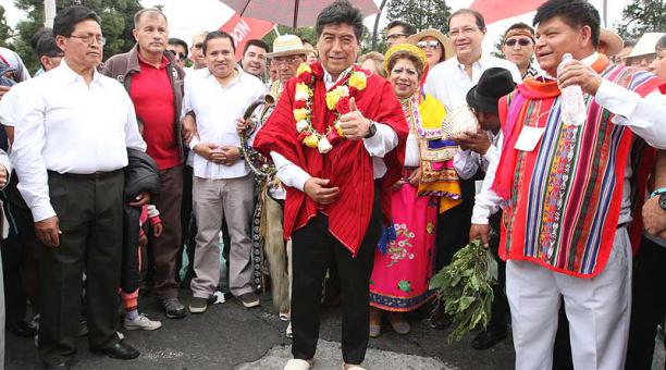 Una buena limpia le hicieron el fin de semana al nuevo Alcalde en el parque El Arbolito. Foto: Eduardo Terán / ÚN