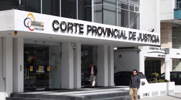 La Corte Provincial de Justicia de Pichincha declaró este 28 de mayo del 2019 la nulidad del proceso en el caso David Romo. Foto: Twitter Fiscalía Ecuador