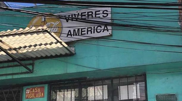 A ‘Víveres’ y ‘América’ les falta su respectiva tilde. Foto: Ana Guerrero / ÚN