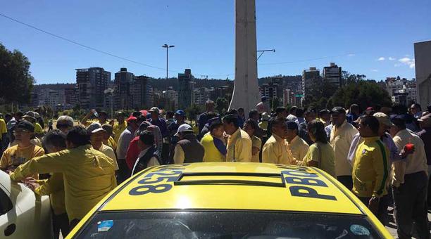La mañana de este 3 de septiembre del 2019, en la Cruz del Papa, se realizó una concentración de los amarillos. Foto: Betty Beltrán / ÚN