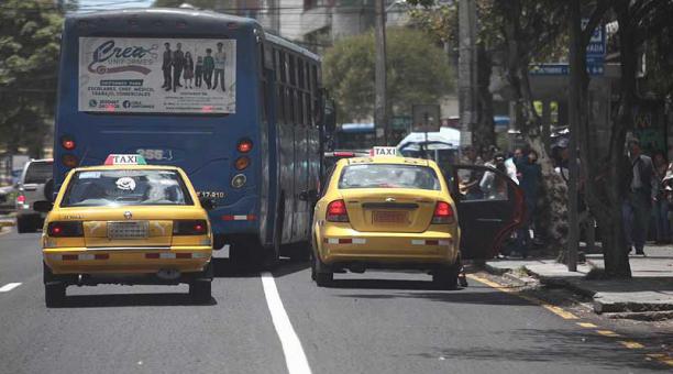 A diferencia del Pico y Placa, el Hoy no circula incluye a taxis. Foto: Julio Estrella / ÚN