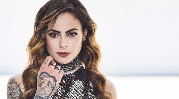 La cantante mexicana llega con su nuevo sencillo, titulado Que Quede Claro. Foto: cortesía Karla Holt