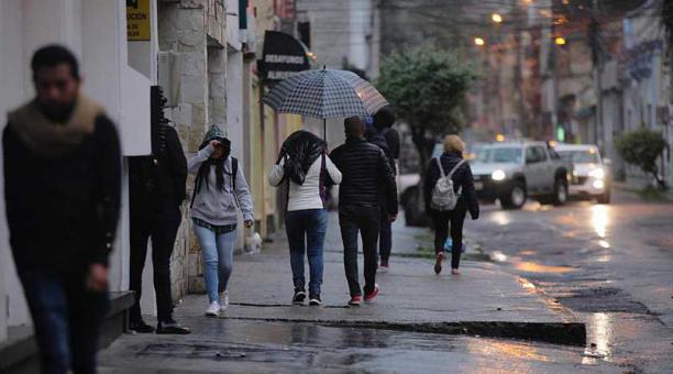 Tremendo aguacero cayó en Quito la tarde del 20 de enero del 2020. Foto: Patricio Terán / ÚN