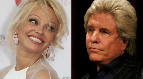 Pamela Anderson y Jon Peters decidieron separarse después de la ceremonia del 20 de enero en la que se casaron en Malibú. Fotos: archivo / AFP