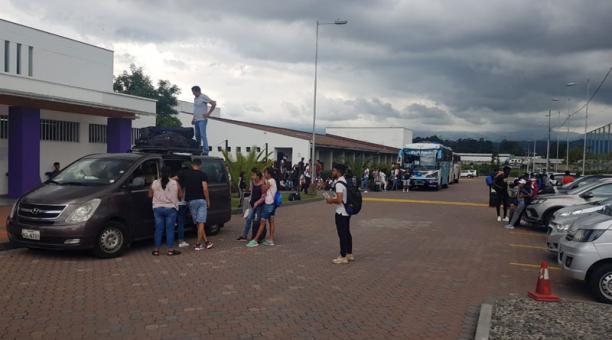 Los futbolistas juveniles fueron evacuados del Centro de Alto Rendimiento de Chillo Jijón en el Valle. Foto: cortesía de Independiente del Valle