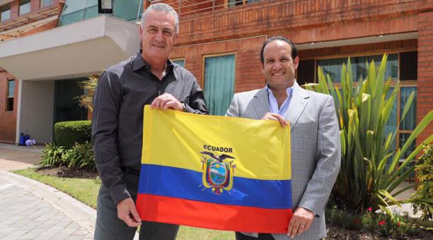 Gustavo Alfaro y Francisco Egas, en la Casa de la Selección. Imagen tomada de las cuentas de la FEF