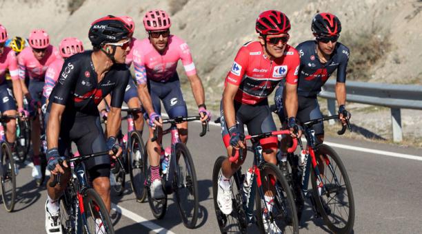 Richard Carapaz mantuvo el liderato de la Vuelta a España el 28 de octubre del 2020. Foto: EFE