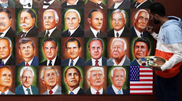 Este mural ya coloca a Biden como presidente. Foto: EFE