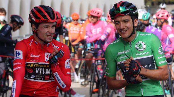 Richard Carapaz brilló en la Vuelta a España. El ecuatoriano mantuvo un gran duelo deportivo contra Primoz Roglic. Foto: EFE