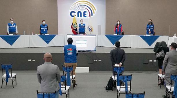 El Pleno del CNE  aprueba a los candidatos 2021. Foto: cortesía