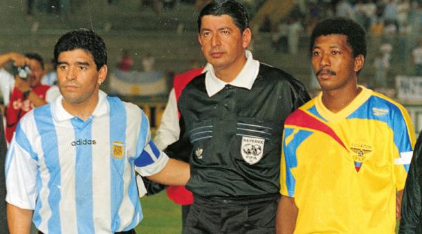 La visita de Maradona en 1994 a Guayaquil. Foto: Archivo / ÚN