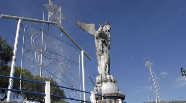 El pesebre gigante se escenifica a los pies de la Virgen de El Panecillo. Foto: archivo / ÚN