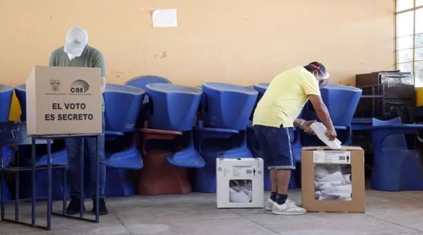 El voto en plancha se retomó y favoreció a consolidar a partidos fuertes. Foto: Patricio Terán / ÚN