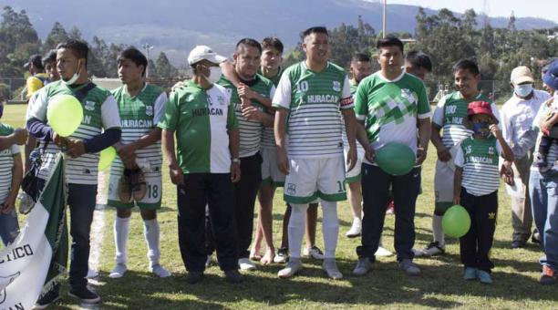 Cortesía jacinto arévalo de flq Los equipos se alistan para los campeonatos que se reanudarán desde este fin de semana en las ligas barriales de Quito. Hay un manual de procedimientos.