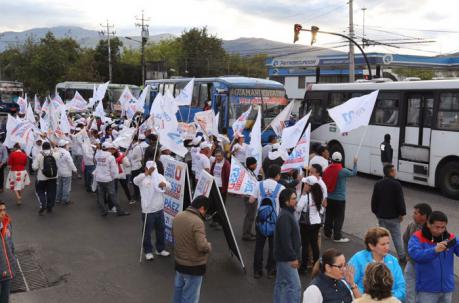 Simpatizantes del movimiento político de CREO. Foto: Alfredo Lagla / ÚN