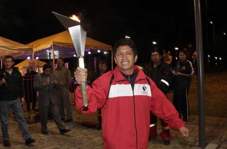 Rolando Vera encendió la antorcha olímpica en el 2012. Foto: Archivo / ÚN